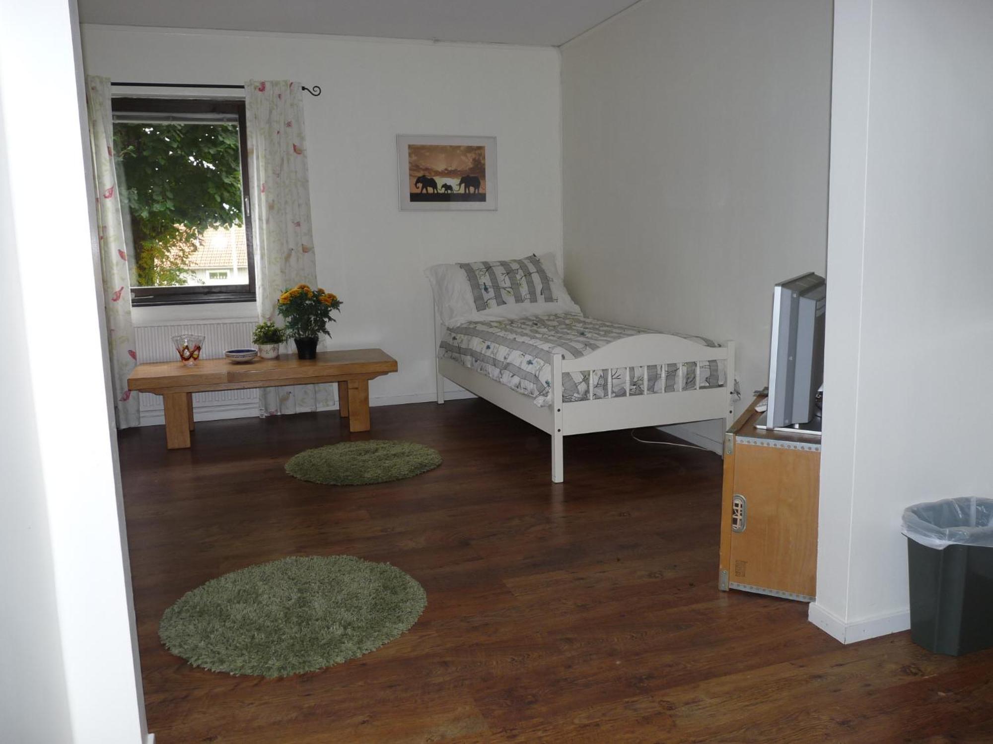 Ekhult Apartments - Ground Floor - Garden And Lake View 乌尔里瑟港 客房 照片